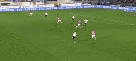 1676832365116064783.gif IMG_6024.gif